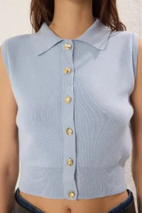 TRENDYOLMİLLA Light Blue Polo Shirt Collar Premium Yarn / Special Yarn Knitwear Thin Blouse - Image 3