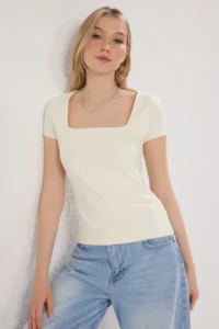 TRENDYOLMİLLA Stone Square Neck Fitted Knitting Blouse  Knitting Blouse - Image 2