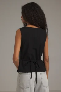 TRENDYOLMİLLA Black Binding Detailed wrap Fitted Knitting Blouse - Image 4