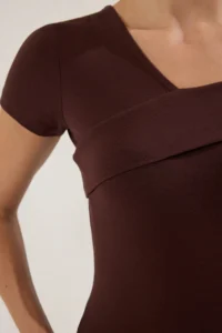 TRENDYOLMİLLA Brown Asymmetric Collar Fitted Knitting Blouse - Image 3