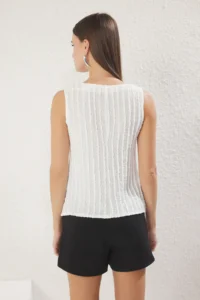 TRENDYOLMİLLA Ecru Knitwear look Regular/Normal Pattern Knitting Blouse - Image 4