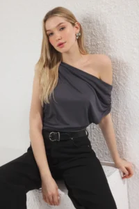 TRENDYOLMİLLA Anthracite More Sustainable Modal Flowy Fabric Fitted Asymmetric Collar Knitting Blouse