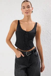 TRENDYOLMİLLA Black Linen Content Satin Detailed Fitted Sleeveless Weaving Blouse - Image 5