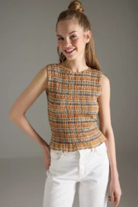 TRENDYOLMİLLA Multicolored Abstract Printed Crepe Fitted Gipelli Flexible Knitting Blouse - Image 2