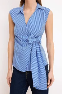 TRENDYOLMİLLA Mavi Striped Double breasted Binding Detailed Weaving Blouse - Image 3