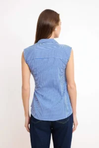 TRENDYOLMİLLA Mavi Striped Double breasted Binding Detailed Weaving Blouse - Image 4