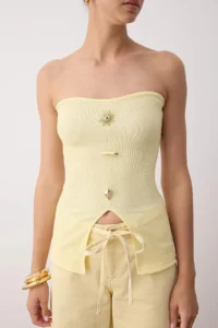 TRENDYOLMİLLA Yellow ottoman Strapless Button Detailed Flexible Crop Knitting Blouse - Image 3
