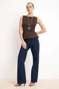 TRENDYOLMİLLA Brown Zero Sleeve Crew Neck Flexible Knitting Blouse - Image 2