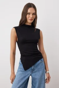 TRENDYOLMİLLA Black-Ecru 2 Sets Package Fitted Asymmetric Knitting Blouse - Image 5