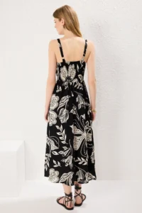 TRENDYOLMİLLA Black Floral Skirt Opened at Waist Gipelli Midi Weaving Dress - Image 5