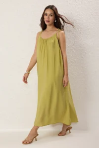 TRENDYOLMİLLA Oil Green Wide Cut Maxi Weaving Dress - Image 4