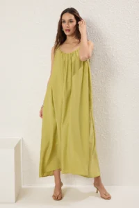 TRENDYOLMİLLA Oil Green Wide Cut Maxi Weaving Dress - Image 5