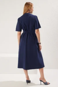 TRENDYOLMİLLA Navy Blue A- Cut Pleated and Belt Detailed Poplin Lined Midi Weaving Dress - Image 5