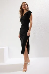 TRENDYOLMİLLA Black Plain Ruffle / Drape Midi Gather Drape Detailed Double breasted Collar Knitting Dress