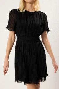 TRENDYOLMİLLA Black pleated Lined Siphon Flight Flight Weaving Mini Dress - Image 3