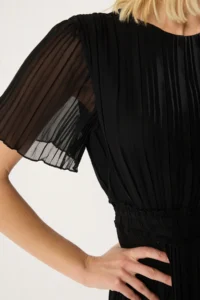 TRENDYOLMİLLA Black pleated Lined Siphon Flight Flight Weaving Mini Dress - Image 4