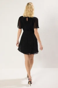 TRENDYOLMİLLA Black pleated Lined Siphon Flight Flight Weaving Mini Dress - Image 5