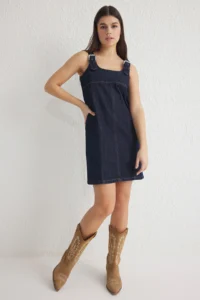 TRENDYOLMİLLA Dark Blue with buckle Adjustable Sleeveless Mini denim Dress - Image 2