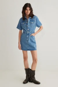 TRENDYOLMİLLA Mavi Pocket Detail Short Sleeve Mini denim Shirt Dress - Image 2