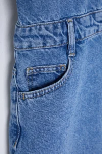 TRENDYOLMİLLA Mavi Pocket Detail Short Sleeve Mini denim Shirt Dress - Image 8