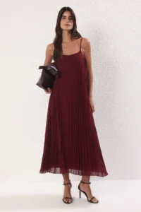TRENDYOLMİLLA Burgundy Plain slit Maxi pleated A-line Tulle Flexible  Knitting Dress