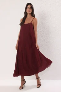 TRENDYOLMİLLA Burgundy Plain slit Maxi pleated A-line Tulle Flexible  Knitting Dress - Image 2