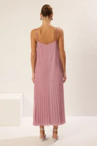 TRENDYOLMİLLA Powder Pink Plain slit Maxi pleated A-line Flexible  Knitting Dress - Image 5