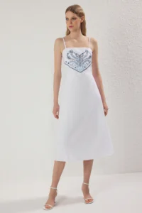 TRENDYOLMİLLA White A Cut Embroidered Midi Lined Poplin Weaving Dress - Image 2