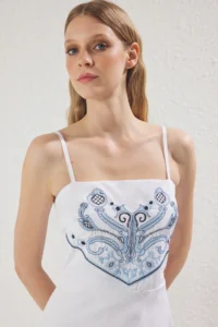 TRENDYOLMİLLA White A Cut Embroidered Midi Lined Poplin Weaving Dress - Image 3