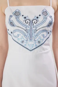 TRENDYOLMİLLA White A Cut Embroidered Midi Lined Poplin Weaving Dress - Image 4