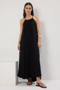 TRENDYOLMİLLA Black Wide Cut Maxi Weaving Dress