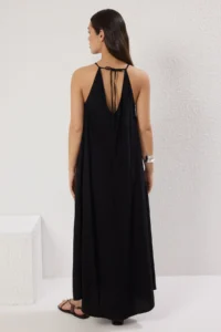 TRENDYOLMİLLA Black Wide Cut Maxi Weaving Dress - Image 4
