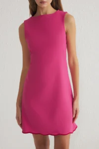 TRENDYOLMİLLA Fuchsia Plain Cut Mini Weaving Dress with Piping Detail - Image 3