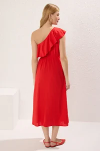 TRENDYOLMİLLA Rejection Skirt Opened at Waist Asymmetric Yaka Midi Weaving Dress - Image 5