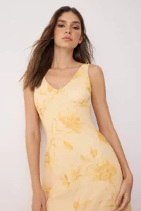 TRENDYOLMİLLA Light Yellow Fitted Abstract with bow Maxi Tulle Flexible Knitting Dress - Image 2