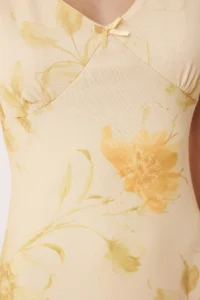 TRENDYOLMİLLA Light Yellow Fitted Abstract with bow Maxi Tulle Flexible Knitting Dress - Image 3