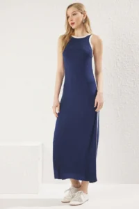 TRENDYOLMİLLA Navy Blue Color Blocked Piping Detailed Slit Soft Fabric Maxi Flexible Knitting Dress - Image 2