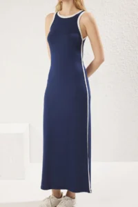 TRENDYOLMİLLA Navy Blue Color Blocked Piping Detailed Slit Soft Fabric Maxi Flexible Knitting Dress - Image 3