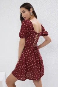 TRENDYOLMİLLA Burgundy Floral Skirt Opened at Waist Binding Detailed Short / Mini  Weaving Dress