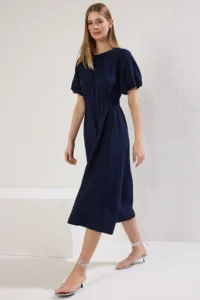TRENDYOLMİLLA Navy Blue Plain A Cut Balloon Sleeve Midi Weaving Dress