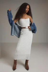 TRENDYOLMİLLA White Lace bodycone/Fitting Sleeveless Midi Knitting Dress