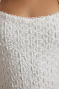 TRENDYOLMİLLA White Lace bodycone/Fitting Sleeveless Midi Knitting Dress - Image 3