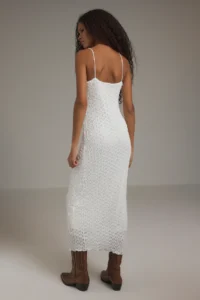 TRENDYOLMİLLA White Lace bodycone/Fitting Sleeveless Midi Knitting Dress - Image 4