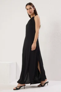 TRENDYOLMİLLA Black  Plain Kesim Accessory Detailed Maxi  Weaving Dress - Image 2