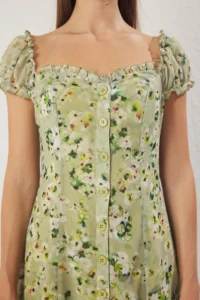 TRENDYOLMİLLA Light Green Floral Lined Siphon Flight Flight Weaving Midi Shirt Dress - Image 3