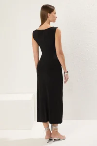 TRENDYOLMİLLA Black Plain Maxi Accessory Detailed Flexible  Knitting Dress - Image 4