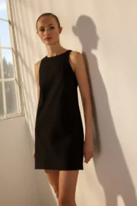 TRENDYOLMİLLA Black linen blended Plain Kesim Mini  Weaving Dress - Image 2