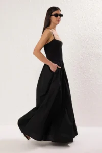 TRENDYOLMİLLA Black Waist Opened Weaving Maxi Dress - Image 2