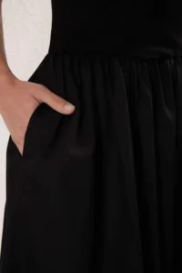 TRENDYOLMİLLA Black Waist Opened Weaving Maxi Dress - Image 3