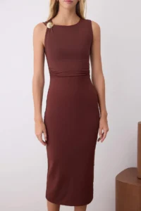 TRENDYOLMİLLA Brown Zero Sleeve Shirred Accessory Detailed Flexible Plain Midi Knitting Dress - Image 3